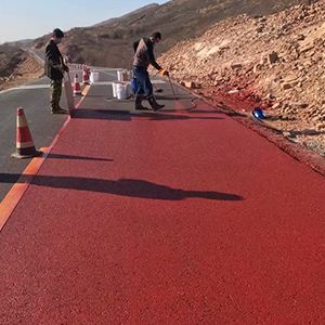 调兵山一是彩钢瓦喷漆翻新，地面喷涂